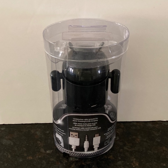 iHome ROBO Black Rechargeable Speaker/For Smartphones/MP3/Mac/PC/SEALED IN BOX! - Picture 3 of 3